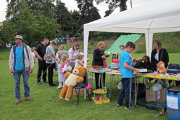 6. Items for the children.JPG -                                